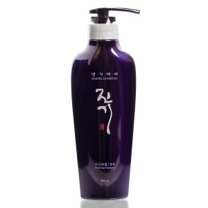 Регенеруючий шампунь Daeng Gi Meo Ri Vitalizing Shampoo (300 мл) – Купити в Україні Ulitka Beauty Регенеруючий шампунь Daeng Gi Meo Ri Vitalizing Shampoo (300 мл) – Купити в Україні Ulitka Beauty
