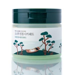 Успокаивающие пилинг-пэды с экстрактом сосновых иголок ROUND LAB Pine Calming Cica Pad (50 шт) – Купити в Україні Ulitka Beauty
